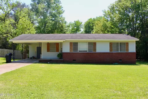 3237 Eastland Dr, Pearl, MS 39208