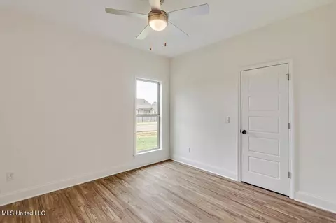 Bedroom - 129 Southern Oak Way, Canton, MS 39046 photo 3 of 3