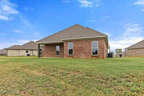 Exterior - 129 Southern Oak Way, Canton, MS 39046 photo 5 of 6
