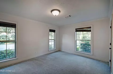 Bedroom - 139 Chippewa Cir, Jackson, MS 39211 photo 6 of 7