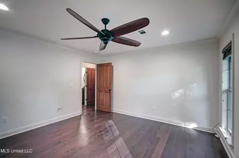 Bedroom - 139 Chippewa Cir, Jackson, MS 39211 photo 2 of 7