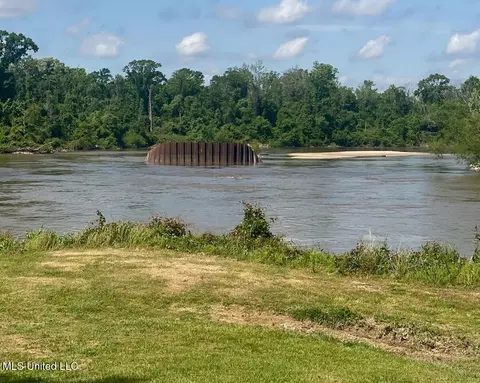 116 Parkside Dr, Picayune, MS 39466