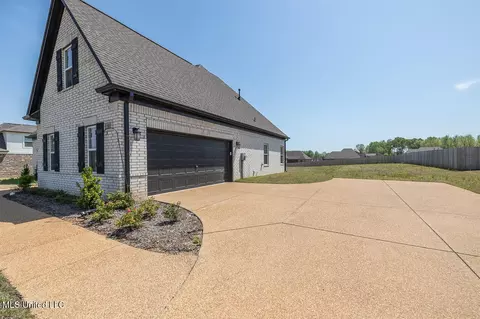 7619 Crosswinds Blvd, Hernando, MS 38632 photo 3