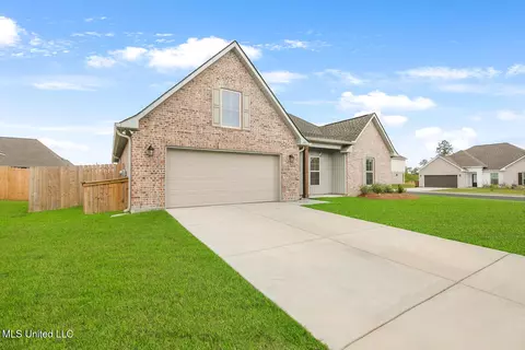 10 Diane Cv, Long Beach, MS 39560 photo 3