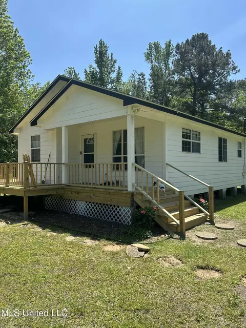 3400 Charlie Hudson Rd, Moss Point, MS 39562