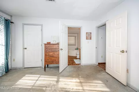 Bedroom - 21521 Billy Johnson Rd, Moss Point, MS 39562 photo 1 of 6