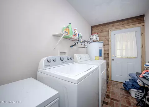 Other - 21521 Billy Johnson Rd, Moss Point, MS 39562 photo 3 of 12