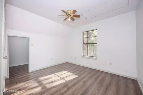 Bedroom - 21521 Billy Johnson Rd, Moss Point, MS 39562 photo 2 of 6
