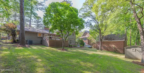 Exterior - 4428 Audubon Park Dr, Jackson, MS 39211 photo 10 of 13