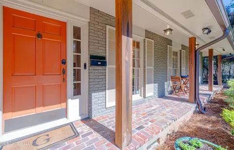 Exterior - 4428 Audubon Park Dr, Jackson, MS 39211 photo 3 of 13