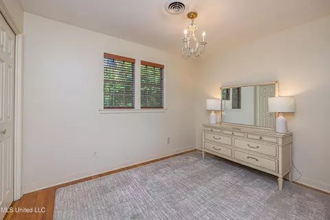 Bedroom - 4428 Audubon Park Dr, Jackson, MS 39211 photo 4 of 8