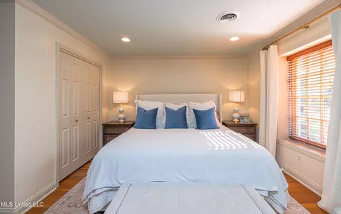 Bedroom - 4428 Audubon Park Dr, Jackson, MS 39211 photo 2 of 8