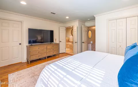 Bedroom - 4428 Audubon Park Dr, Jackson, MS 39211 photo 3 of 8