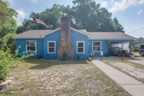 266 Beeman Dr, Biloxi, MS 39531