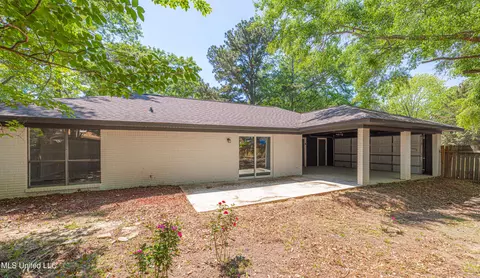 Exterior - 172 Stonegate Dr, Madison, MS 39110 photo 5 of 6
