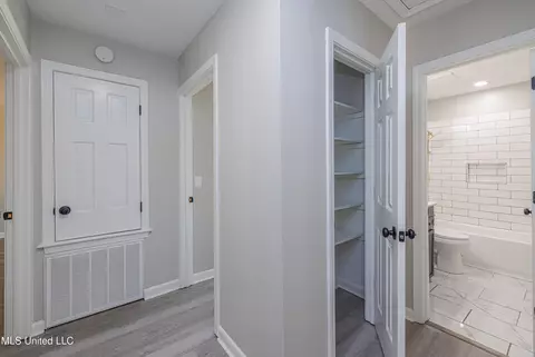 Entry Way - 172 Stonegate Dr, Madison, MS 39110 photo 2 of 2