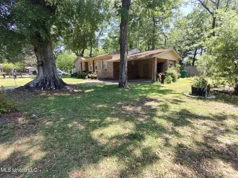 Exterior - 4912 Forrest St, Moss Point, MS 39563 photo 2 of 9