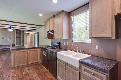 1128 Sharon Rd, Canton, MS 39046 photo 13