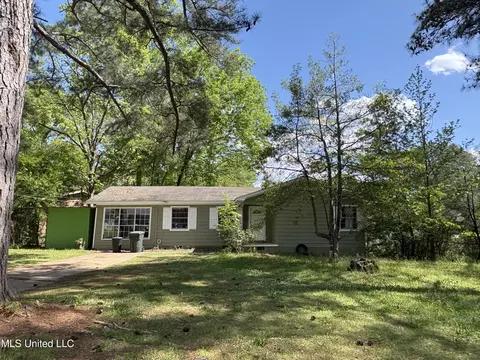 563 N Park Dr, Jackson, MS 39206 photo 1