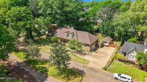 View/Area - 2 Oakleigh Pl, Jackson, MS 39211 photo 1 of 4