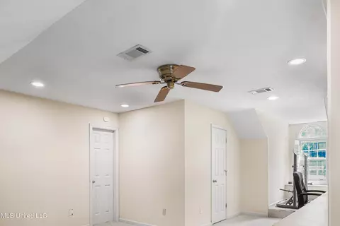 Other - 2 Oakleigh Pl, Jackson, MS 39211 photo 11 of 13