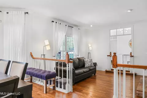 Other - 2 Oakleigh Pl, Jackson, MS 39211 photo 2 of 13
