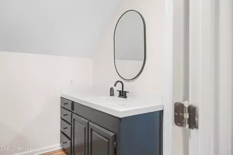 Bath - 2 Oakleigh Pl, Jackson, MS 39211 photo 14 of 14