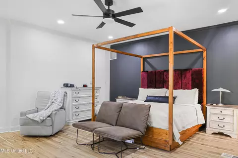Bedroom - 2 Oakleigh Pl, Jackson, MS 39211 photo 1 of 7