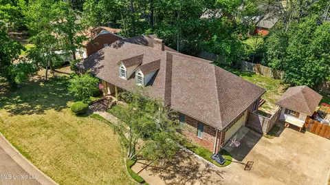 View/Area - 2 Oakleigh Pl, Jackson, MS 39211 photo 2 of 4
