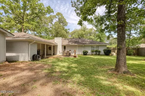 Exterior - 47 Sagewood Dr, Brandon, MS 39042 photo 5 of 6