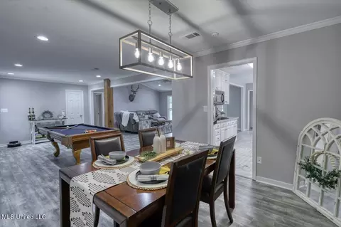 Dining - 47 Sagewood Dr, Brandon, MS 39042 photo 2 of 3