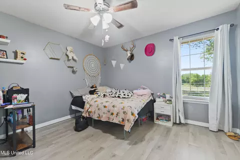 Bedroom - 152 Brown Loop, Lucedale, MS 39452 photo 5 of 7