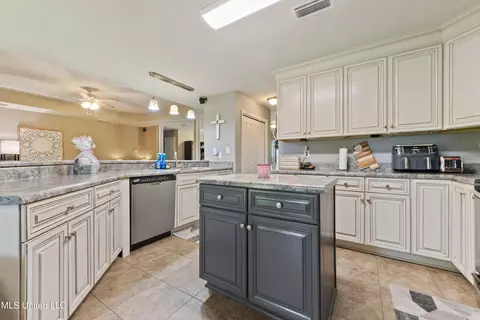 Kitchen - 152 Brown Loop, Lucedale, MS 39452 photo 1 of 3