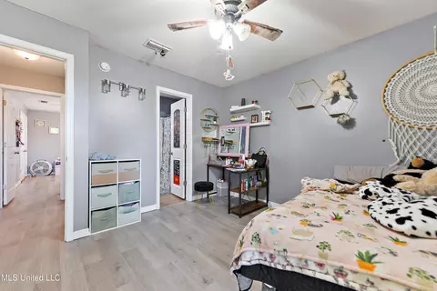 Bedroom - 152 Brown Loop, Lucedale, MS 39452 photo 6 of 7