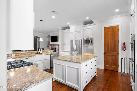 605 N Chickasaw Dr, Flowood, MS 39232 photo 13