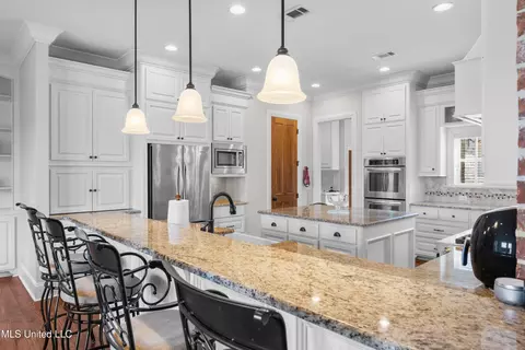 605 N Chickasaw Dr, Flowood, MS 39232 photo 11