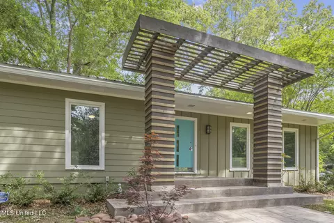 1980 Aztec Dr, Jackson, MS 39211