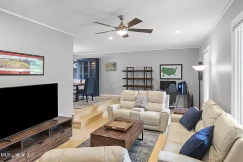 Living - 1980 Aztec Dr, Jackson, MS 39211 photo 1 of 3