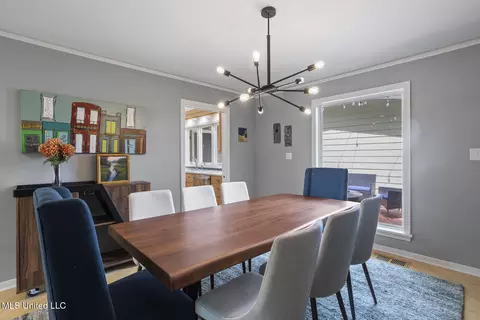 Dining - 1980 Aztec Dr, Jackson, MS 39211 photo 1 of 3
