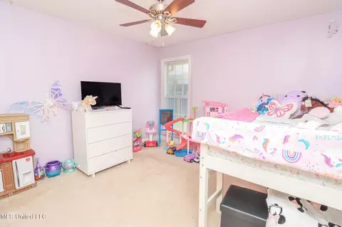Bedroom - 1028 Wakefield Pl, Brandon, MS 39047 photo 10 of 13
