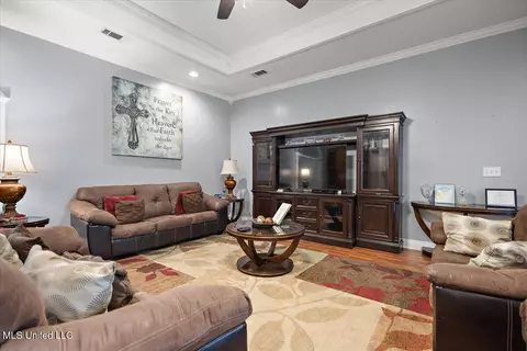 Living - 1155 Craig Dr, Terry, MS 39170 photo 2 of 2