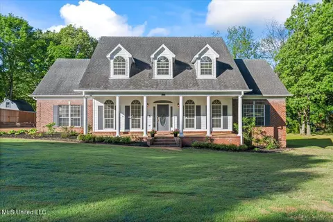8377 Windersgate Dr, Olive Branch, MS 38654