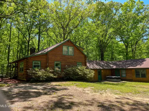 Exterior - 2432 Attala Rd, Kosciusko, MS 39090 photo 4 of 21