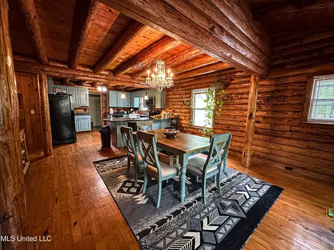 Dining - 2432 Attala Rd, Kosciusko, MS 39090 photo 2 of 2