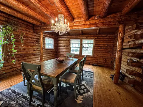 Dining - 2432 Attala Rd, Kosciusko, MS 39090 photo 1 of 2