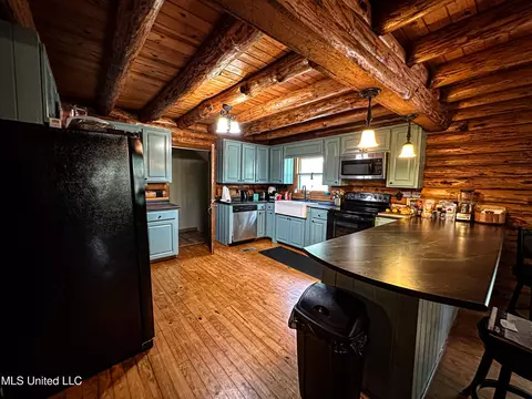 Kitchen - 2432 Attala Rd, Kosciusko, MS 39090 photo 1 of 5