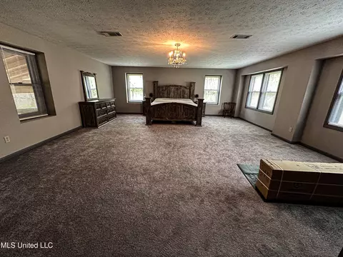 Bedroom - 2432 Attala Rd, Kosciusko, MS 39090 photo 3 of 8