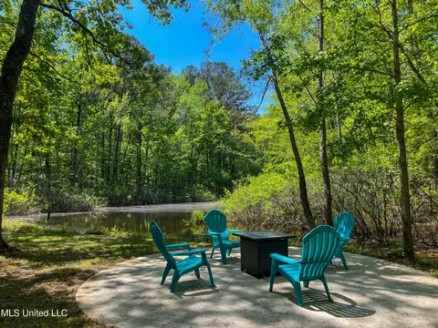 Exterior - 2432 Attala Rd, Kosciusko, MS 39090 photo 5 of 21