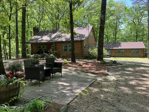 Exterior - 2432 Attala Rd, Kosciusko, MS 39090 photo 2 of 21