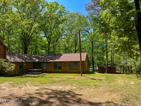 Exterior - 2432 Attala Rd, Kosciusko, MS 39090 photo 11 of 21
